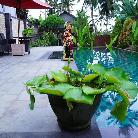 Royani Villa Sukawati  Exterior photo