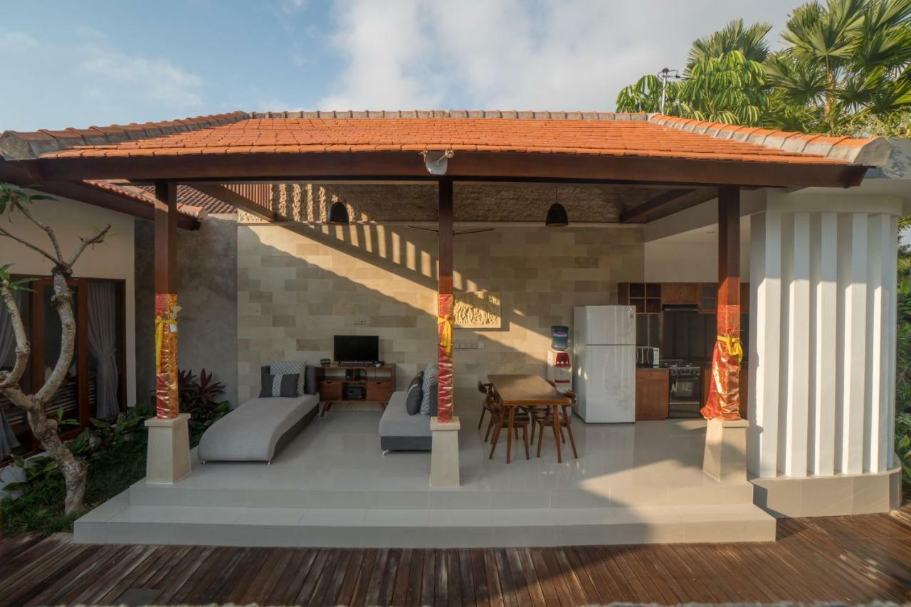 Royani Villa Sukawati  Exterior photo
